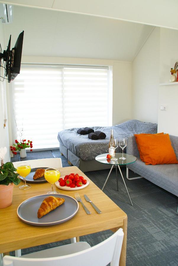 Self-Catering Studio Thorbecke ザルトボメル エクステリア 写真